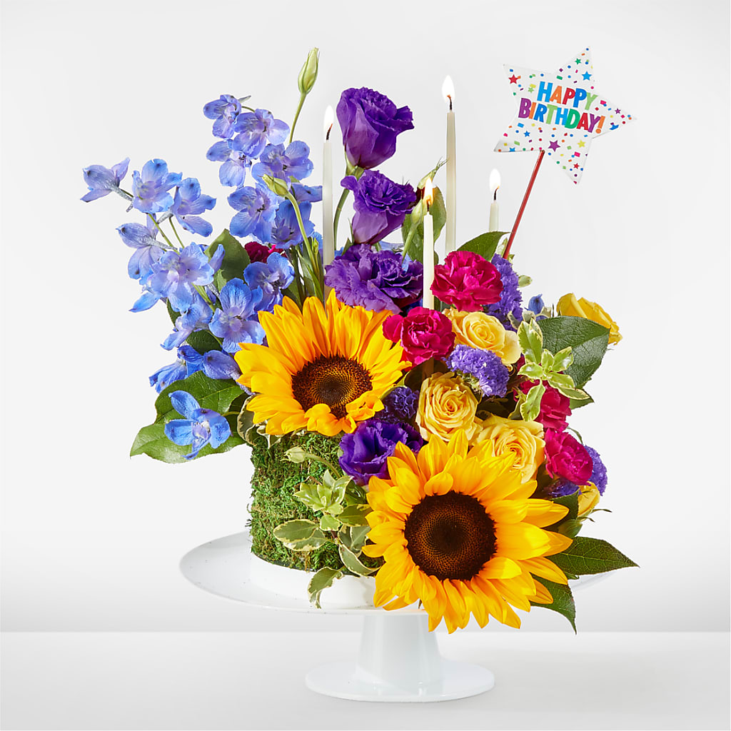 Star of the Day Floral Cake – Still Blooming, Santa Fe TX