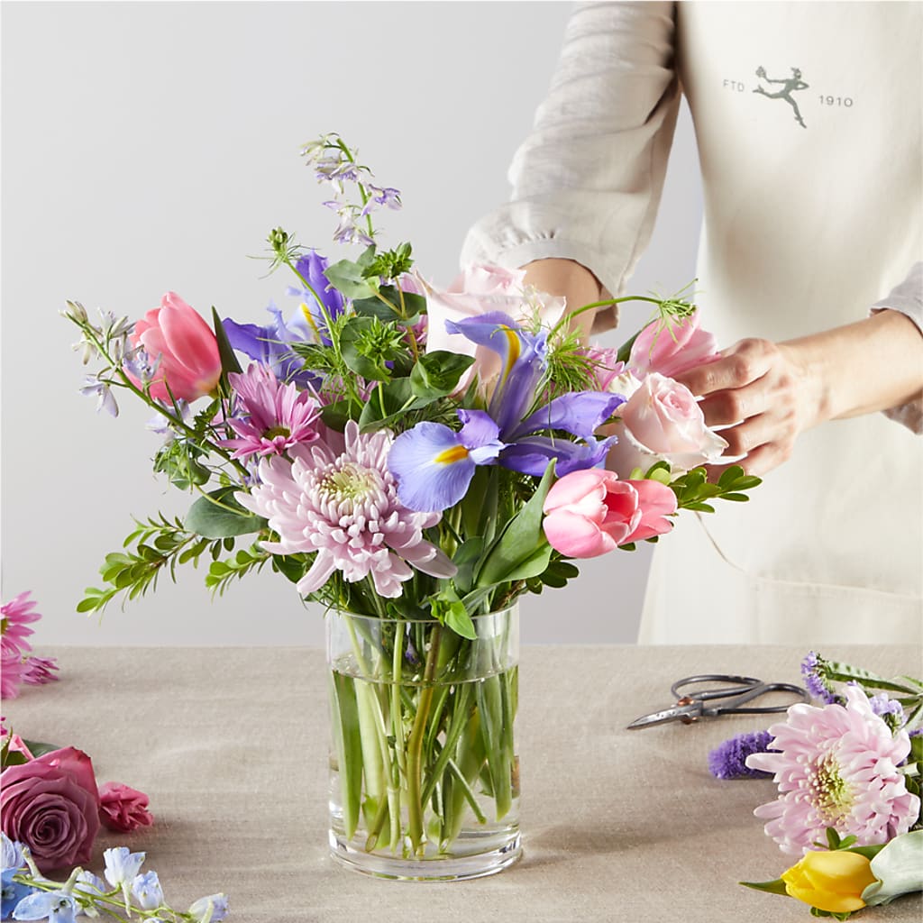 Pastel Tradition - A Florist Original –  Still Blooming, Santa Fe TX