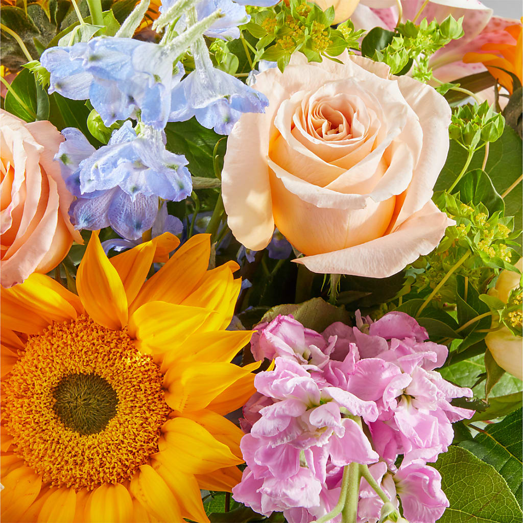 Dreamy Meadows Bouquet –  Still Blooming, Santa Fe TX