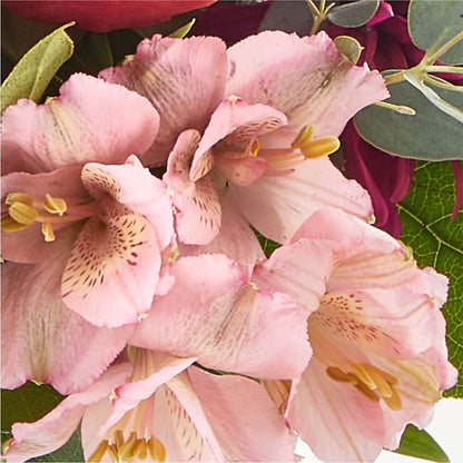 Berry Cobbler Bouquet –  Still Blooming, Santa Fe TX
