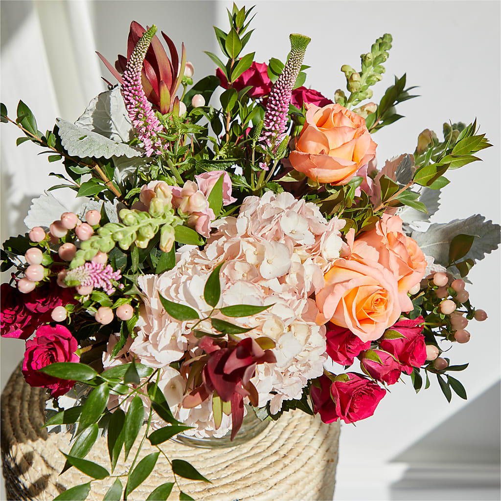 Glitz & Glam Bouquet –  Still Blooming, Santa Fe TX