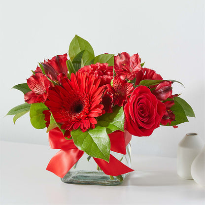 Red Hot Bouquet –  Still Blooming, Santa Fe TX
